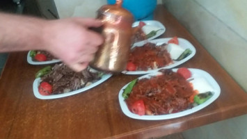 Tuğrul Otel Pide Ve Kebap Salonu food