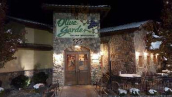 Olive Garden food