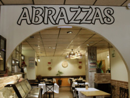 Abrazzas inside