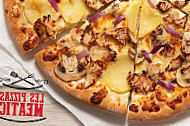 Pizza Hut food