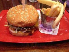 Red Robin Gourmet Burgers food