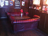 The Amersham Arms inside