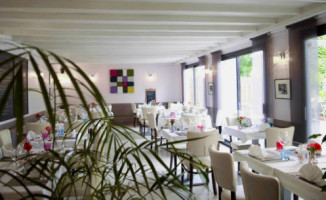 L'Auberge d'Hempempont food