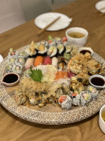 Kinta Sushi food