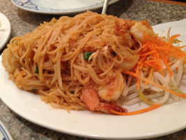 Pad Thai food