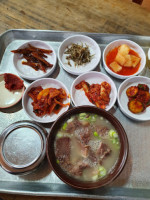 할매곰탕 food