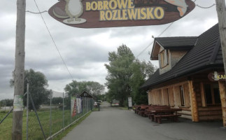 Bobrowe Rozlewisko outside