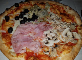 Pizzeria 412 food