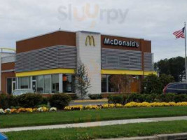 Mcdonald's outside