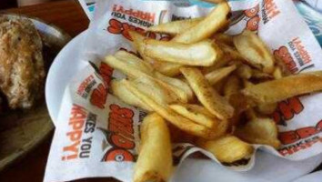 Hooters San Marcos food