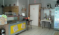 L'isola Della Pizza inside