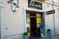 Pulcinella outside