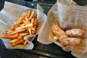 Wingstop food