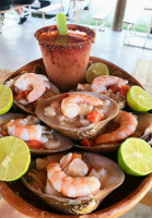 Mariscos Guayaco's Desayunos food