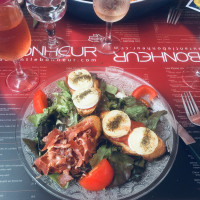 Le Bonheur food