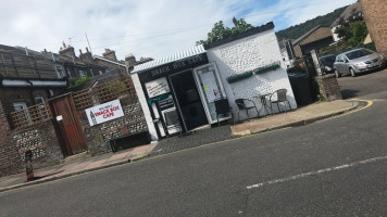 Big Ben's Snackbox Eastbourne outside