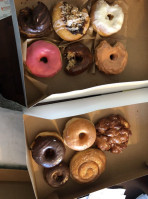 Crispy's Donuts food