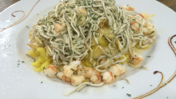 Piscis Punta Umbria food