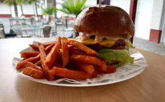 Pálma Bisztró Pilisszentkereszt food