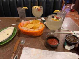 7 Tequilas Mexican food