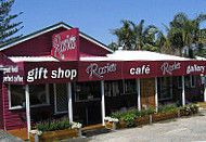 Rosie's Cafe outside