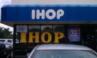 Ihop outside