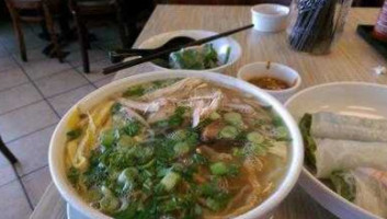 Pho Ngoon food