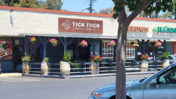 Pho Tick Tock inside