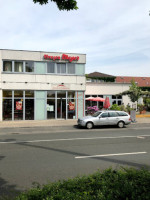 Brezen Meyer Gmbh Co. Kg Das Cafe Am Großparkplatz Erlanger Bergbreze outside