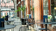 Browns Brasserie Leeds inside