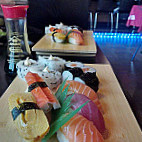 Niji Sushi food