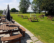 The Red Lion Inn inside