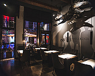 Mistrz I Małgorzata inside