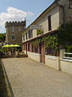 Auberge du Lion d'Or outside