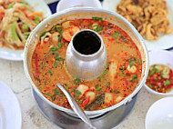 Ira Tomyam food