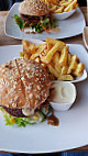 Bunte Burger food