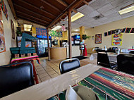 Neto's Mexican Food inside