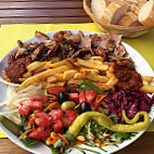 Tombiq Doner food