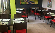 Pizzeria Jr inside