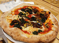 O' Scugnizzo Pizzeria E Piccola Cucina food