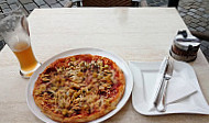 Pizzeria Saim food