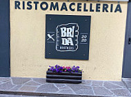 Risto Macelleria Brida Brothers outside