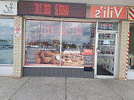 Vili's Pizza Shawarma And Wings food