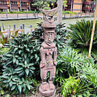 Trader Sam's Tiki Terrace outside