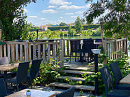 La Terrasse inside