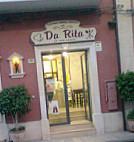 Da Rita outside