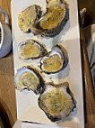 Pearlz Oyster food