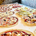 Pizzeria Roxi food