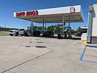 Sapp Bros. outside