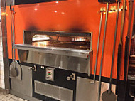 Blaze Pizza Freret St inside